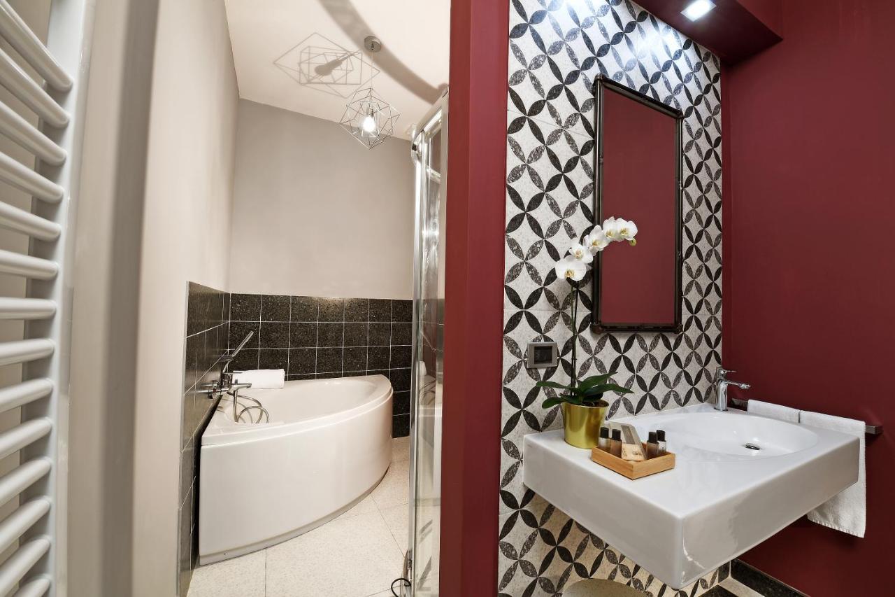 Hotel Panoramic Garassino - Country And Fine Restaurant Treiso