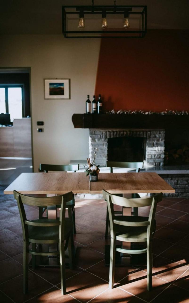 Panoramic Garassino - Country And Fine Restaurant Treiso